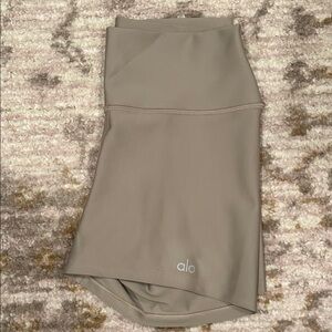 ALO Yoga High-Waist Airlift Shorts